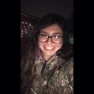 Meet your Posher, Mariely